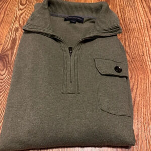 Banana Republic men’s 1/4 sweater, large